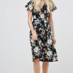 Yumi floral dress